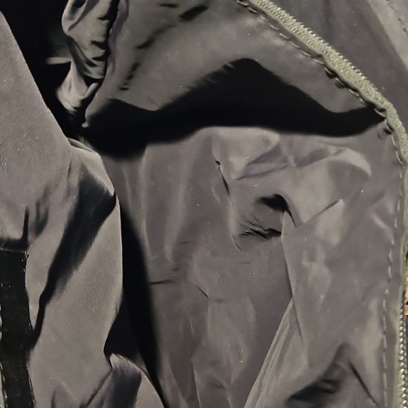 Tan Crocodile Embossed Bag - Picture 5 of 5